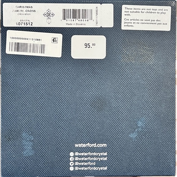 ✨ Waterford Crystal 2024 Annual Origami Cross Ornament, NEW IN BOX ✨ - Picture 2 of 16